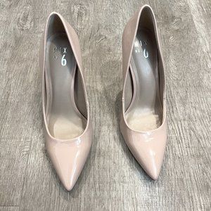 Size 9 Nude High Heels